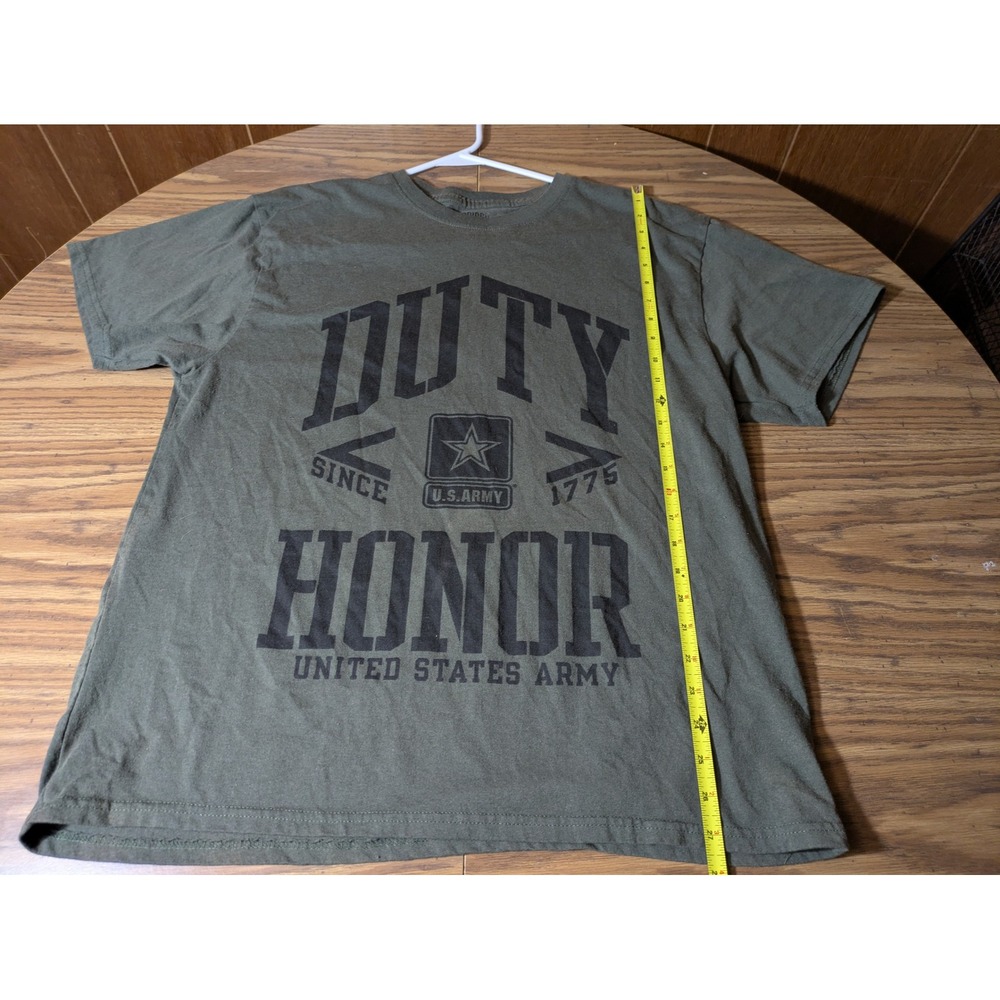 Brisco Brands US Army Duty Honor T-Shirt Green Graphic Tee Military Distressed